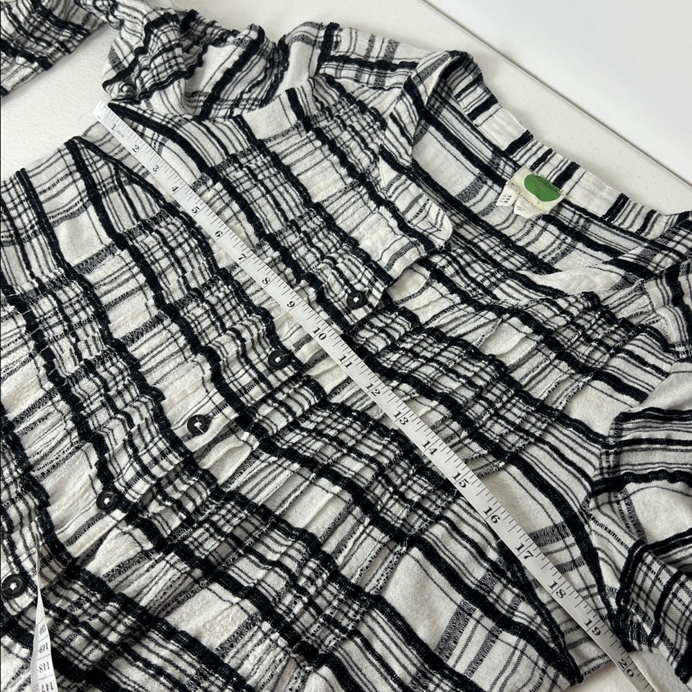 Anthropologie Sz 10 Tunic Black & White Pinktuck Button Front LS - Picture 6 of 9